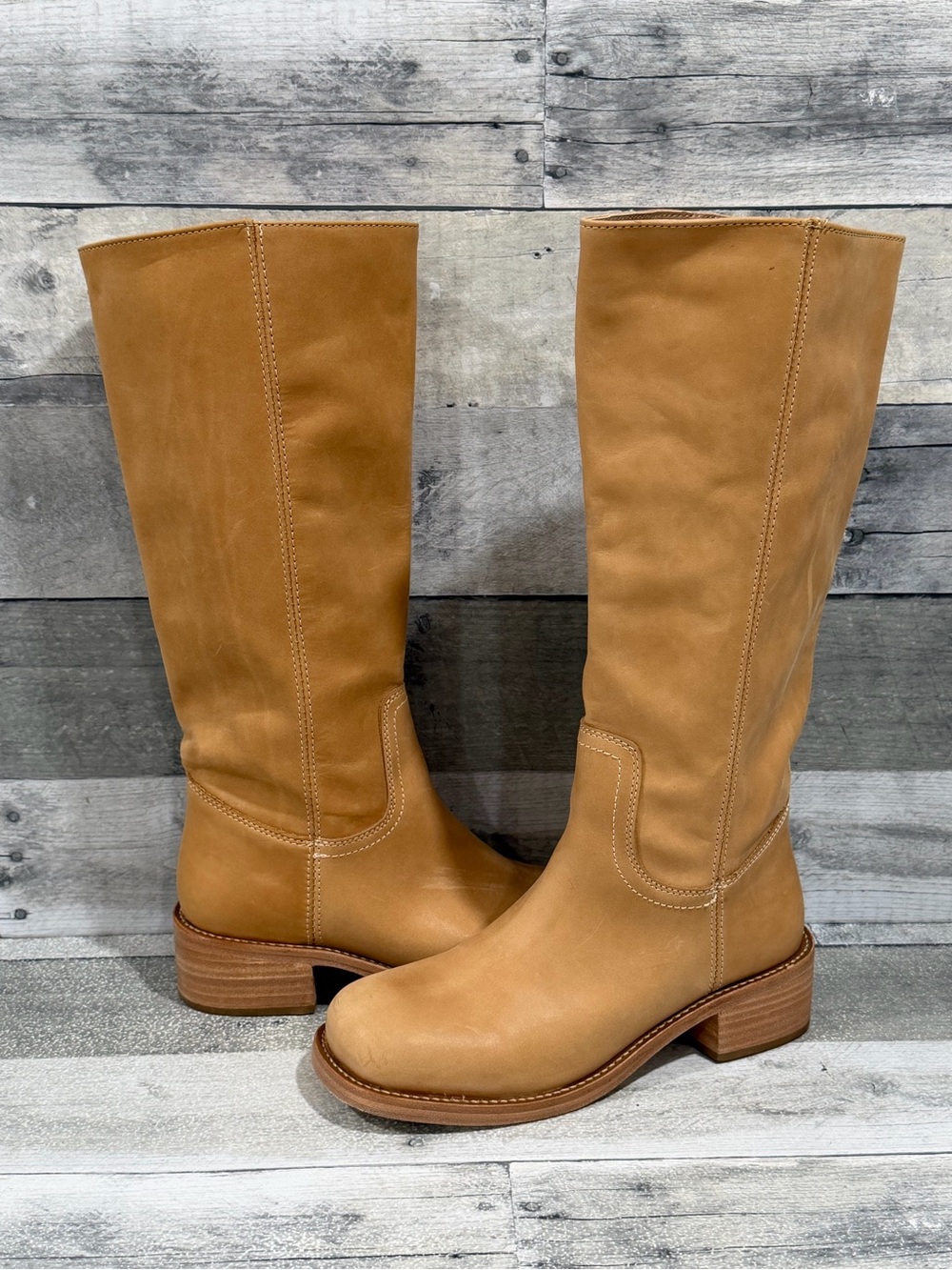 STEVE MADEN RIGGS BANANA LEATHER BOOTS - SIZE - 7 .US